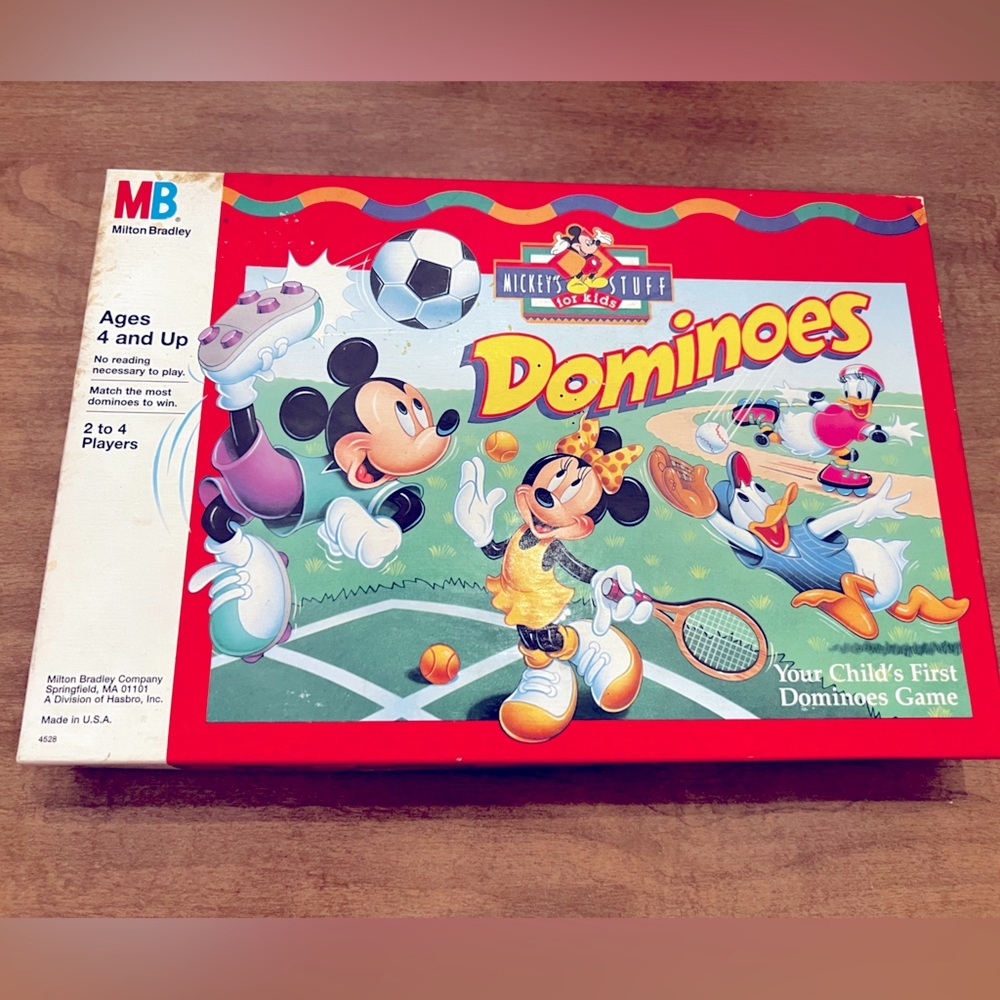 MILTON BRADLEY Disney Mickey Dominoes